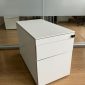 cajonera-blanca-llave-oficina-steelcase-archivador-segunda-mano-barcelona