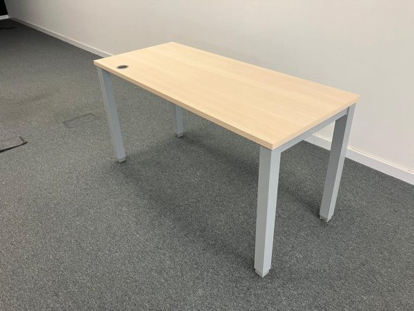 mesa-rectangular-mobel-linea-segunda-mano-oficina-barcelona