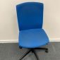 silla-regulable-azul-oficina-segunda-mano-barcelona