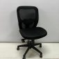 silla-giratoria-oficina-negro-regulable-segunda-mano-barcelona