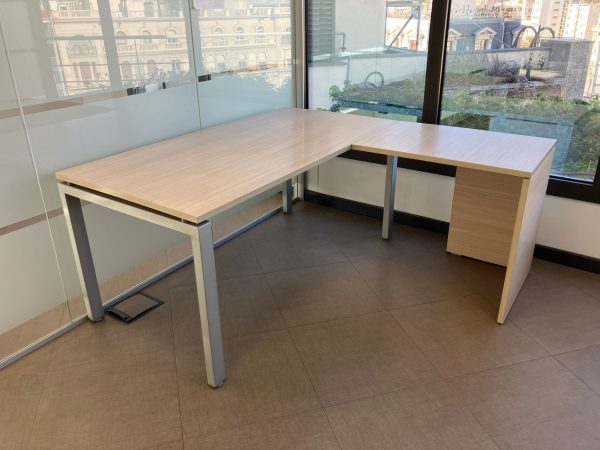 mesa-actiu-oficina-segunda-mano-barcelona-madera